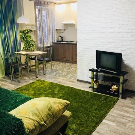 Двухкімнатна Студія Τσέρνιγκοφ Εξωτερικό φωτογραφία